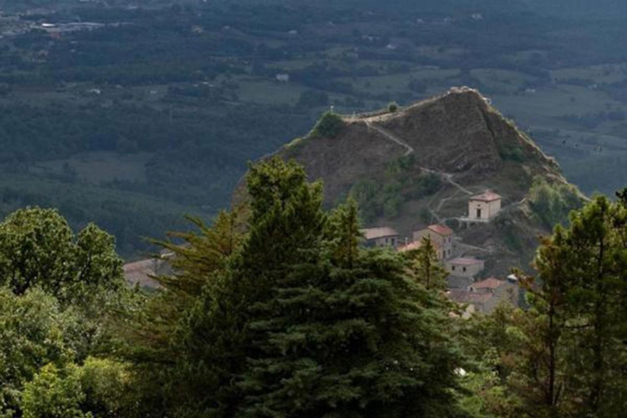 Guarda Che Luna Sasso di Castalda Exteriér fotografie